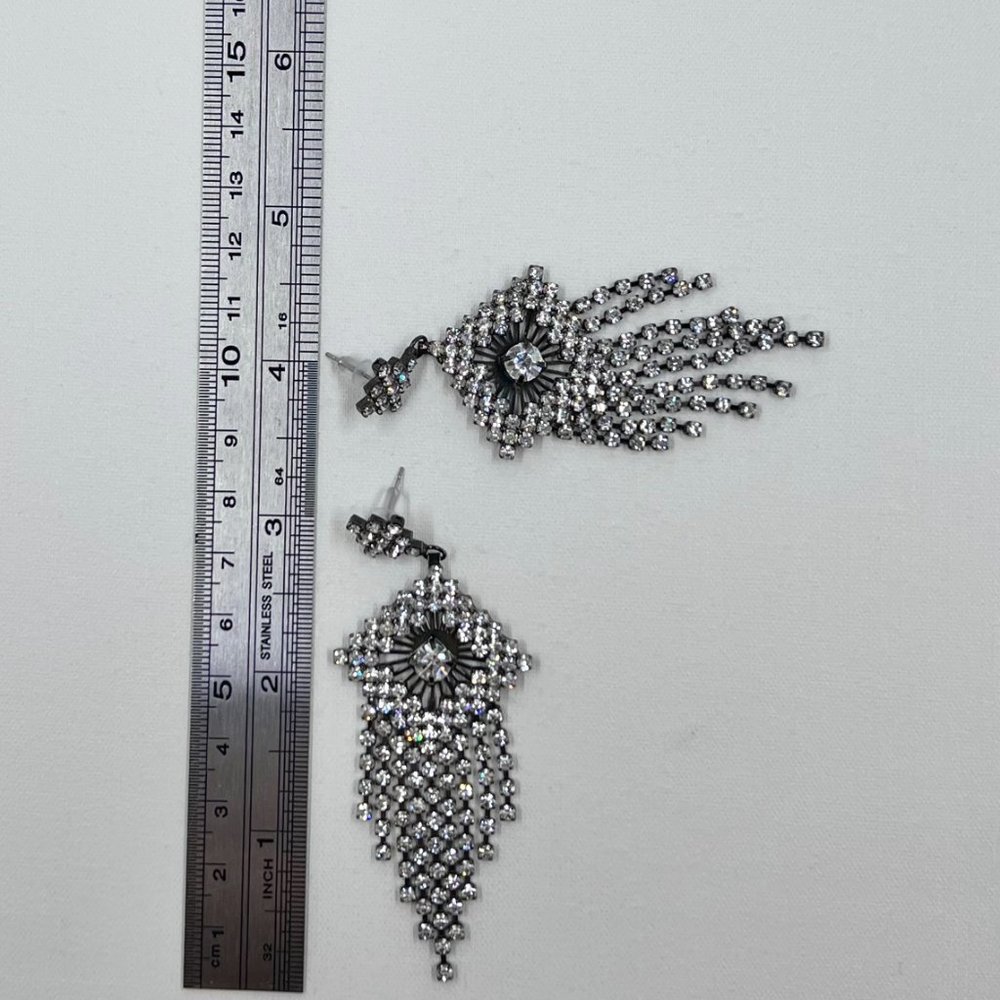 Stunning Rhinestone Chandelier Gun Metal Tone 3” Post Earrings - Picture 5 of 7
